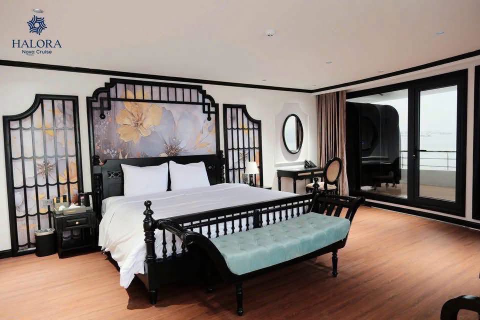 Du thuyền Halora Nova Cruise Vịnh Lan Hạ