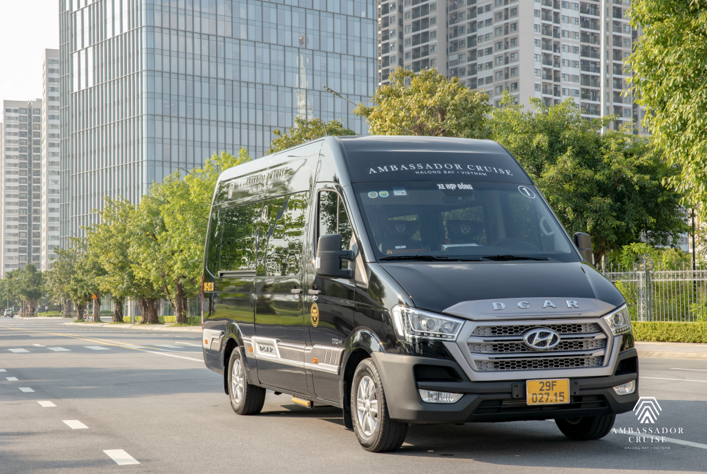 Xe đưa đón du thuyền Ambassador Crusie Hạ Long 