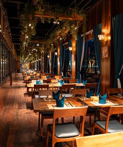 Dolphine Hạ Long Cruise khu vực nhà hàng