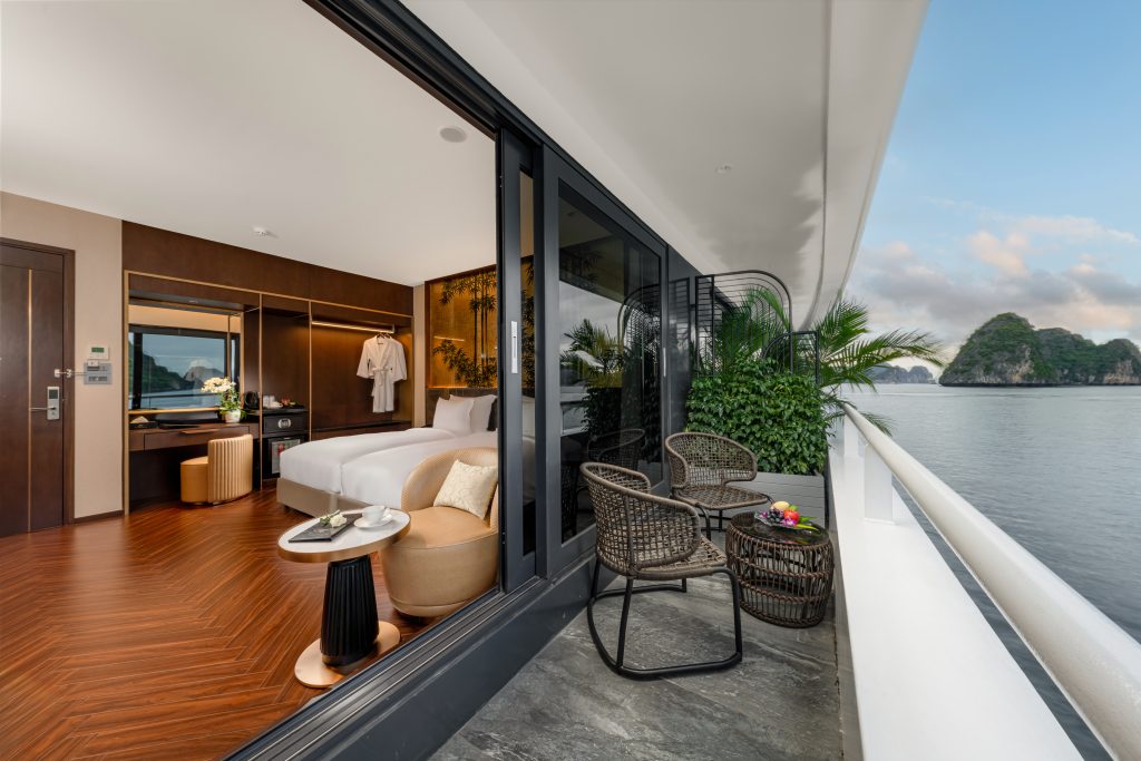 Sea Stars Hạ Long Cruise hạng Executive Balcony