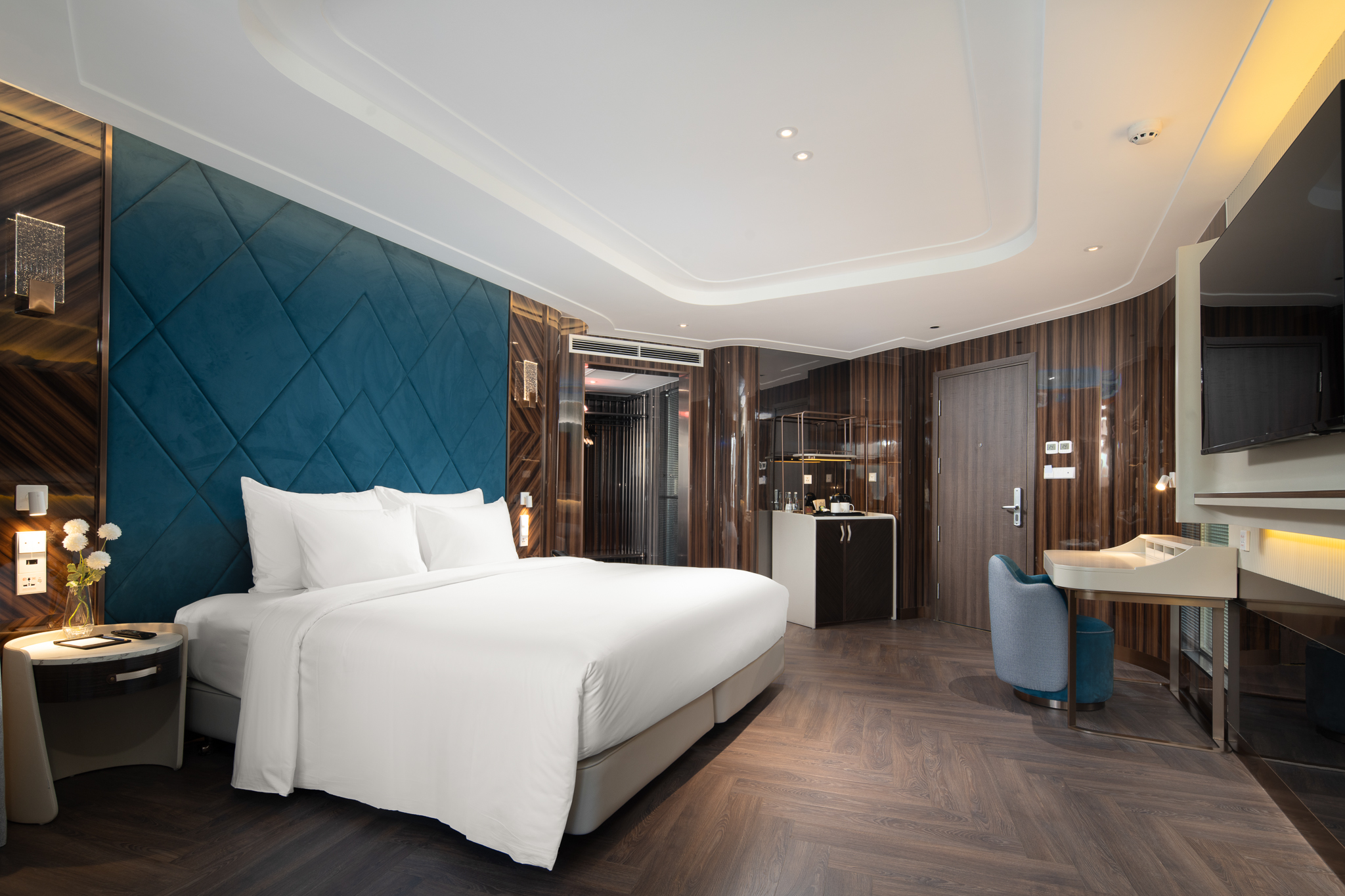 Du thuyền Grand Pioneers Cruise Hạ Long 2N1Đ - Ảnh 26