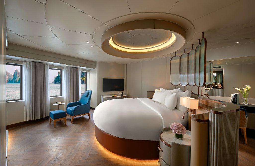 Grand Pioneers Hạ Long hạng Pearl Suite